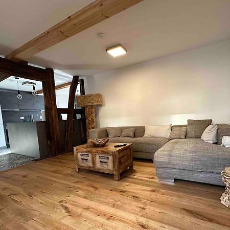 Ortenberg  Neue Ferienwohnung Direkt Am Vulkanradweg מראה חיצוני תמונה