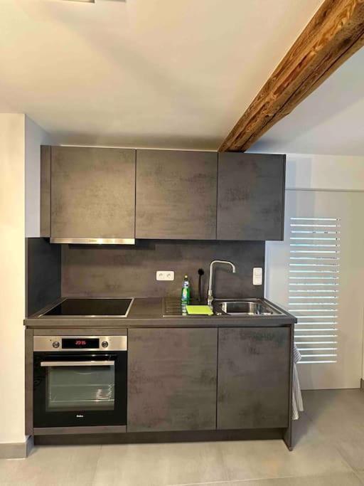 Ortenberg  Neue Ferienwohnung Direkt Am Vulkanradweg מראה חיצוני תמונה